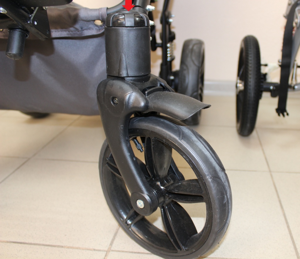 коляска для детей дцп junior_переднее колесо.JPG